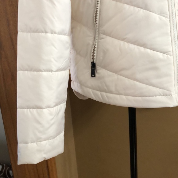 North Face light weather jacket - Picture 4 of 8